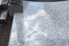 Grave covering KD011