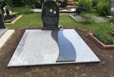 Covering of graves with a stone slab